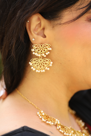 18 k Golden Blossom lotus Pearl Set with lotus earrings