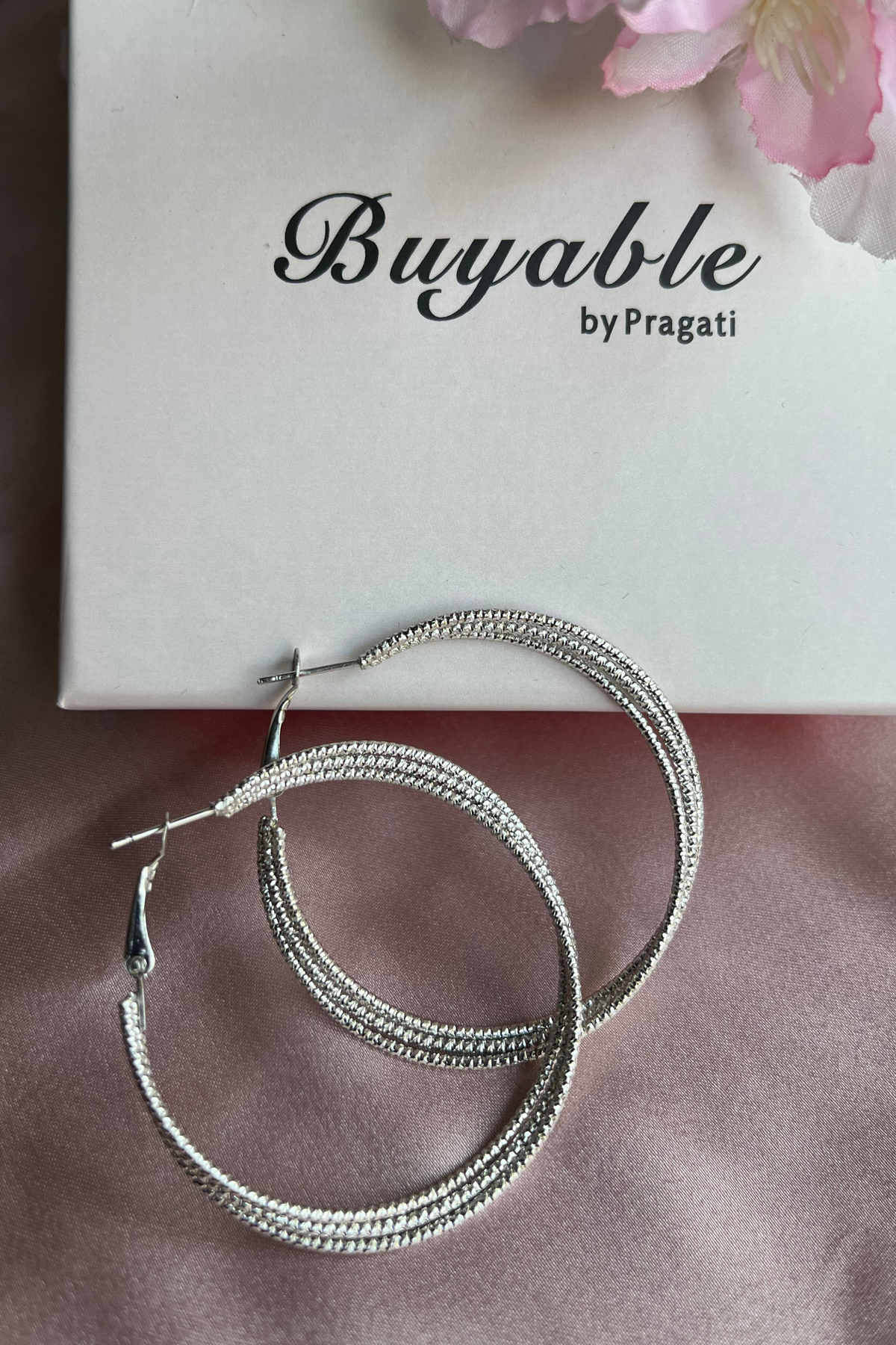Silver twist & shine big hoops