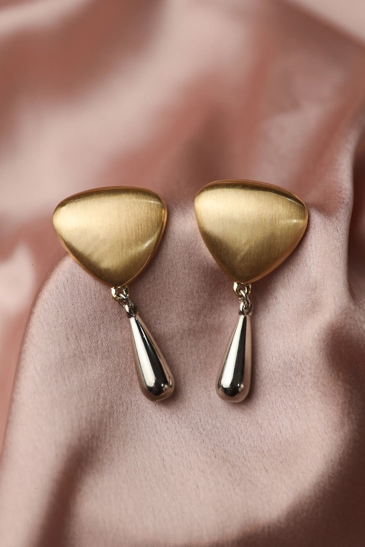 Gold &silver droplet classy vintage dangler earrings